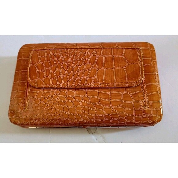 Hananel Wallet Clutch Rhinestone Cross Tan Croc Print Check Book Cover Snap New - Picture 2 of 10